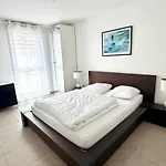 Maison Neuve Equipe Proche Nature Et Ocean